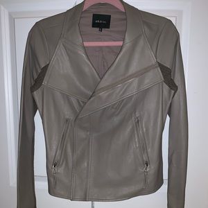 Ark & Co Woman’s Size Small Jacket